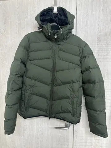 엠포리오 아르마니 다운 자켓 카키