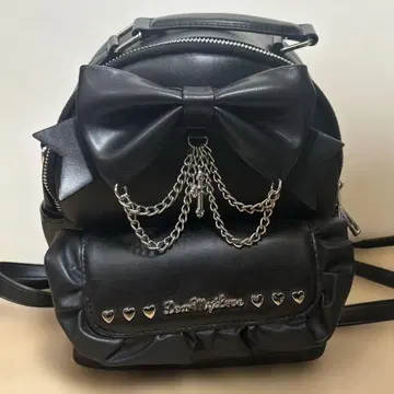 리본 체인 프릴 하트 스터드 백팩