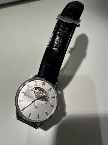 EDOX 에독스 자동 와인딩 르 보베르 오픈 하트 손목시계 박스 없음
