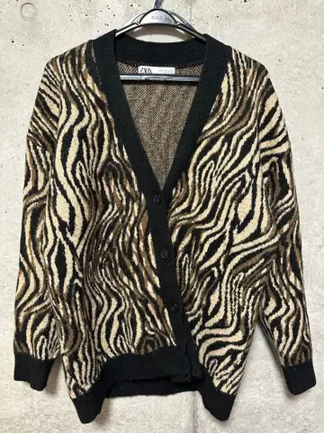 ZARA 제브라 패턴 가디건 S 사이즈