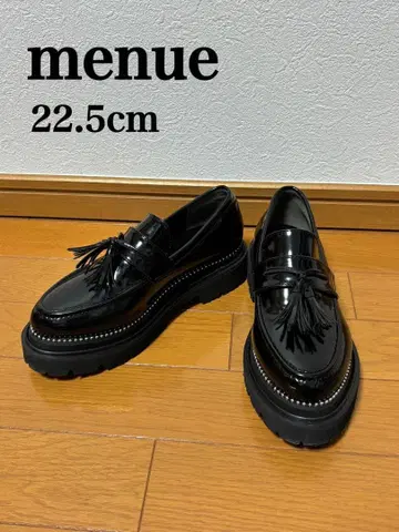 menue 블랙 프린지 장식 통굽 로퍼