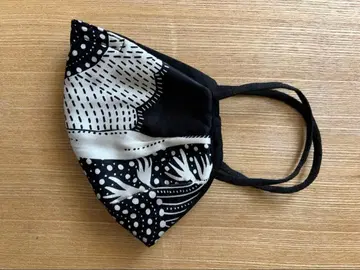 Geoffrey B Small 실크 코튼 Trees 프린트 마스크