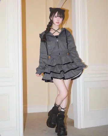 미셸 마카롱 레이스 티어드 셋업 3세트 차콜 그레이