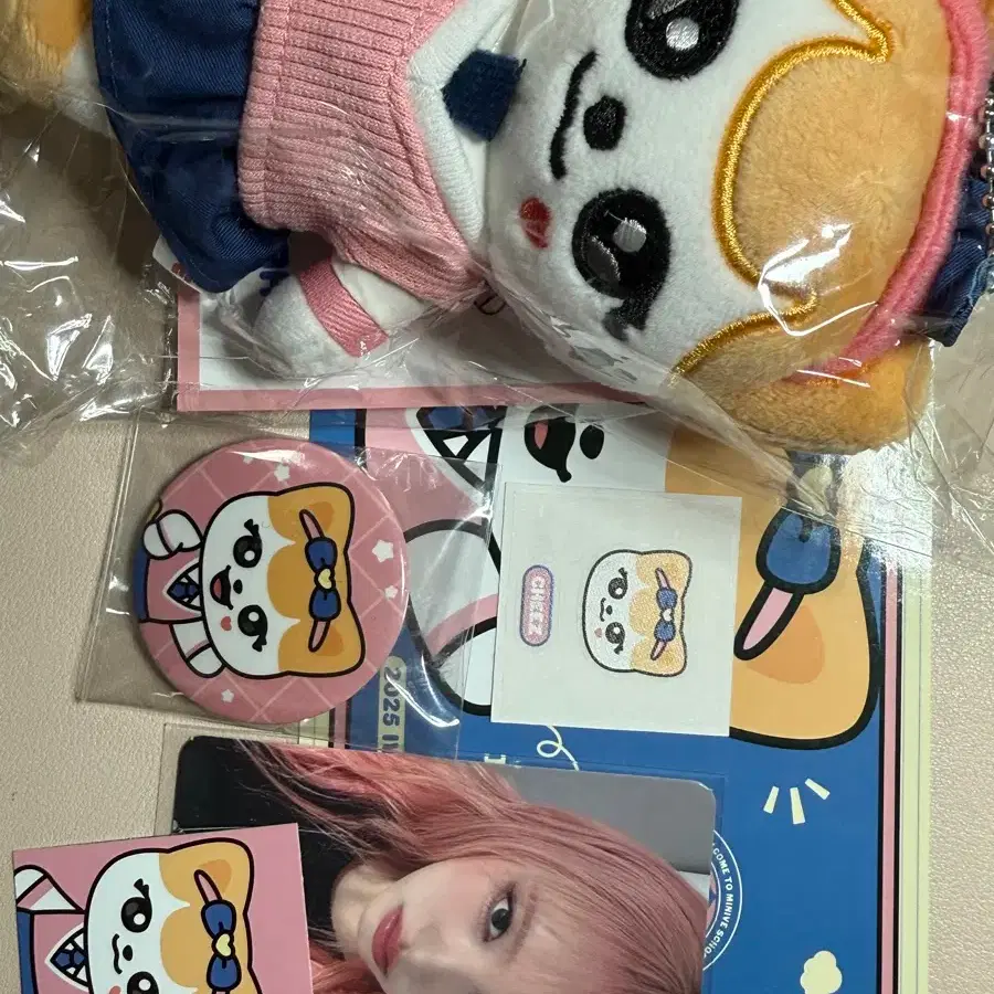 IVE MINIVE リズ　2点セット IVE MINIVE リズ 2点セット IVE MINIVE リズ 2点セット Amazon.co.jp