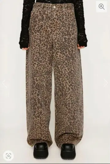 SLY 레오파드 와이드 레그 PT-D 레오파드 데님