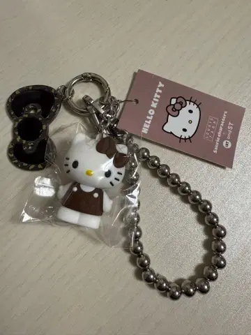 LOWRYSFARM 키티 콜라보 퀼팅 참