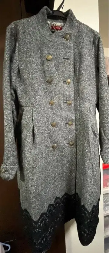 엑시즈팜 롱 코트