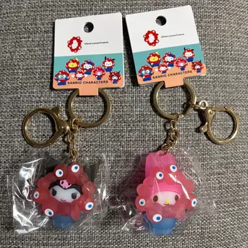 산리오 미야쿠미야쿠 콜라보 클리어 키링 쿠로미 마이멜로디