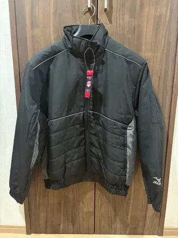 미즈노 브레스서모 자켓 L 사이즈 블랙