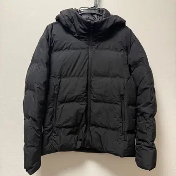 유니클로 아우터 후드 부착