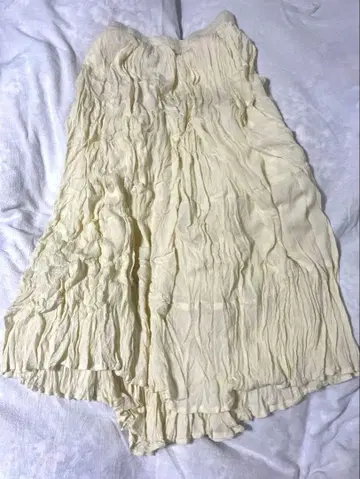 크링클 가공 플레어 스커트