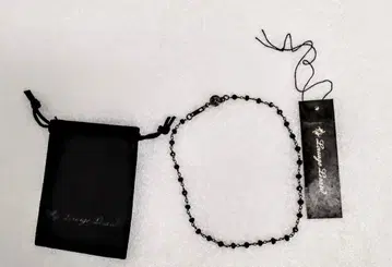 미사용 새상품 택 포함 Launge Lizard 오닉스 발찌