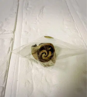 Mrs. GREEN APPLE 스카프링 바벨탑