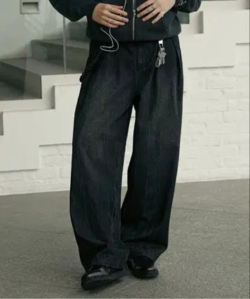 헤비 트윌 와이드 스트레이트 더블 인턱 그루카 치노 팬츠