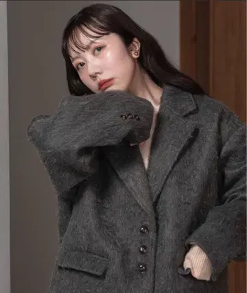 완판템 lawgy 샤기 악센트 버튼 자켓 코트