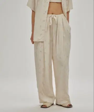 TODAYFUL Swallow Satin Pants 미사용 새상품