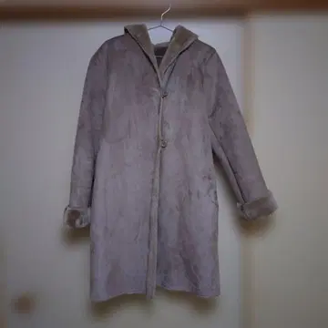 무스탕 롱 코트 베이지 후드 부착