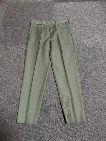 HARE 올리브 그린 슬랙스 S 사이즈