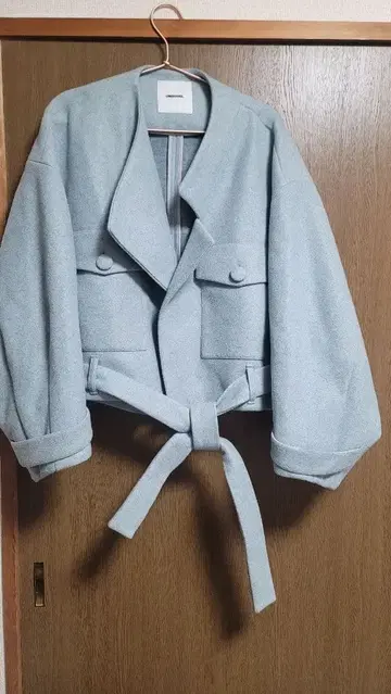 UNROVAL 라이트 블루 벨트 포함 숏 자켓