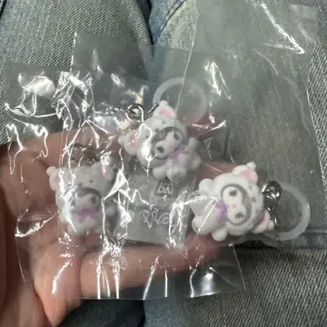 산리오 메지루시 액세서리 폭신폭신 스노우 쿠로미