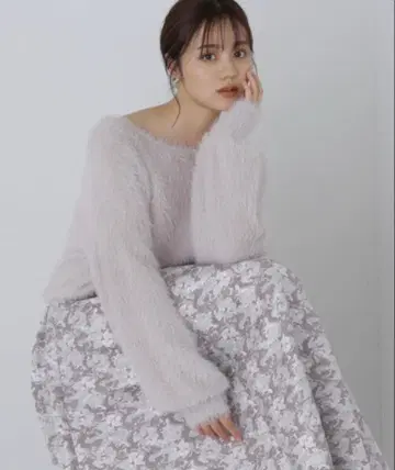 보트넥 페더 니트 프로포션 바디 드레싱