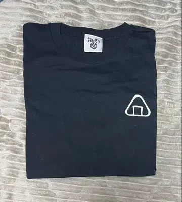 하이큐!! 오니기리궁 T셔츠 특제 캔뱃지 없음 XL 사이즈