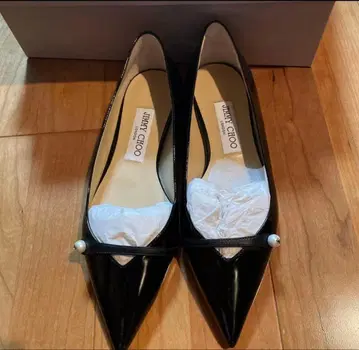 지미 추 블랙 에나멜 스틸레토 37