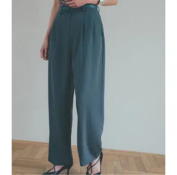 CLANE | BASIC TUCK PANTS