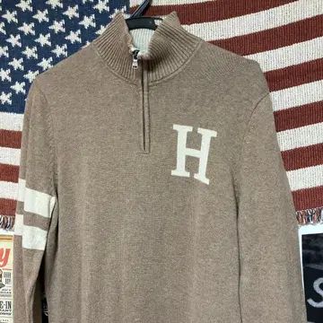 TOMMY HILFIGER 하프 지퍼 니트 H로고