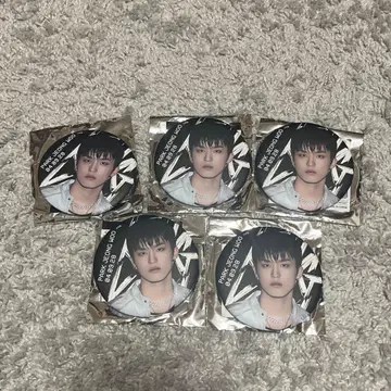 TREASURE KINGKONG 박정우 캔뱃지 묶음 판매