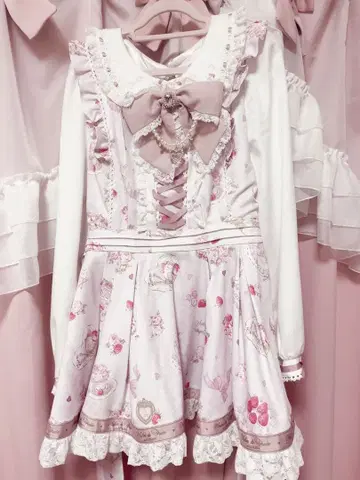 LIZLISA Salon de fraise