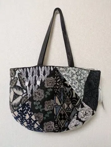 미나 페르호넨 파라백 2024,25 봄/여름