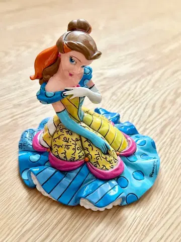 미녀와 야수 벨 디즈니 브리트 피규어