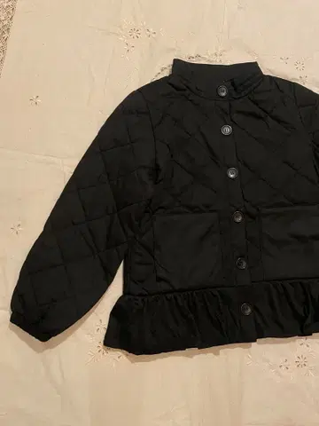 새상품 Elfindame 퀼팅 자켓 프릴