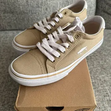 미사용 새상품 VANS 코트 아이콘 22.5