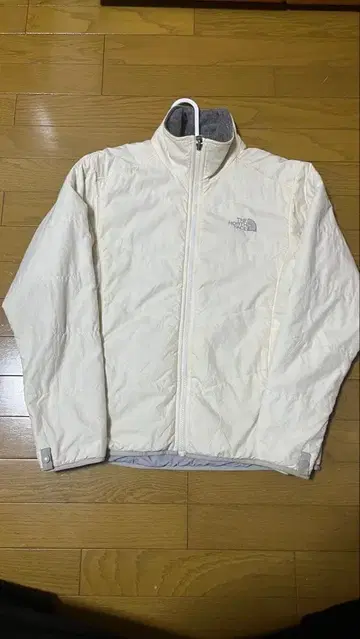 THE NORTH FACE 화이트 다운 자켓
