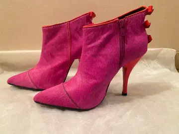 트루 바이 마리코 오이카와 송치 부티 숏부츠