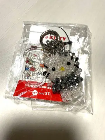 Me LOWRYSFARM 비즈 키체인 실버 헬로키티