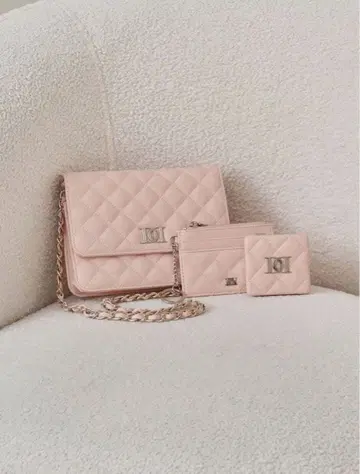 Darich DD 로고 퀼팅 트래블 세트