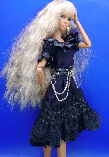 패션 로열티 바비 인형 1/6 인형