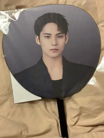 SEVENTEEN NEW_ 부채 이미지 피켓 민규