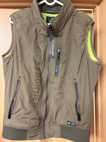 IZ FRONTIER 아이즈프론티어 베스트 L 사이즈