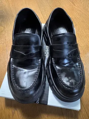 zara 블랙 로퍼 통굽 밑창 41