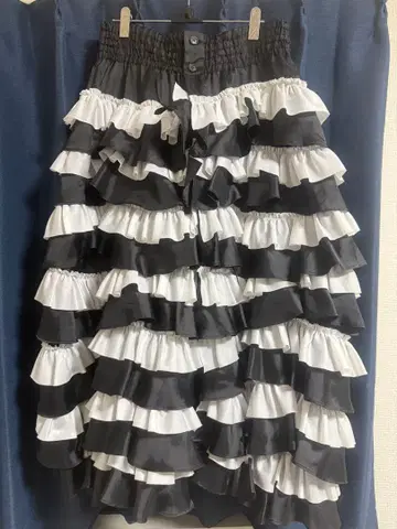 noir kei ninomiya 프릴 스커트