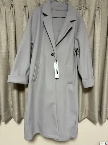 그레이 롱 코트 and it