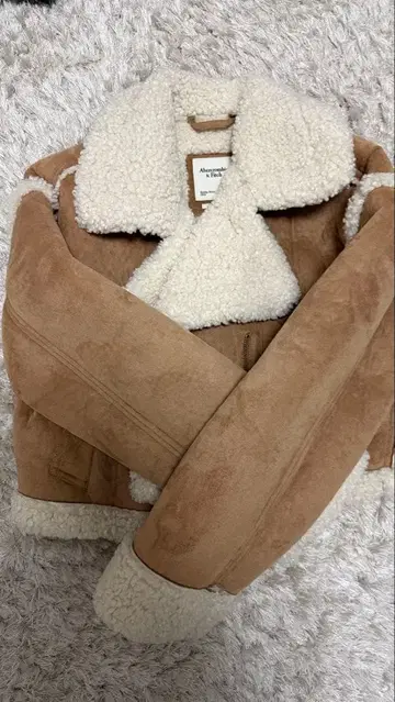 보아 스웨이드 양가죽풍 자켓