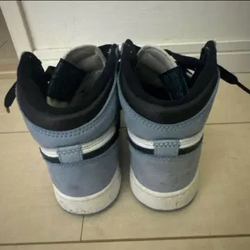 aj1 유니버시티 블루