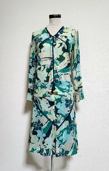 꽃무늬 스커트 셋업