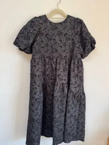 새상품 AG by aquagirl 푸케 자카드 원피스