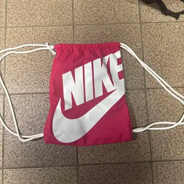 NIKE 핑크 냅색 로고